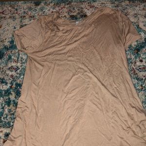 Cream  v-neck t shirt